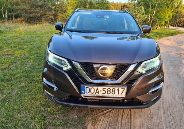 Nissan Qashqai cena 65500 przebieg: 161500, rok produkcji 2017 z Ślesin małe 277